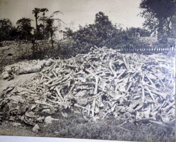 Khmer Rouge museet 10.jpg (34353 bytes)