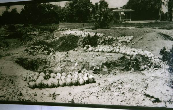 Khmer Rouge museet 9.jpg (30414 bytes)