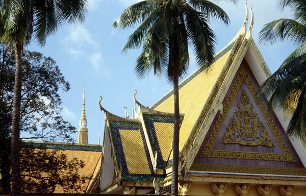 Paladset i Phnom Penh 1.jpg (35684 bytes)